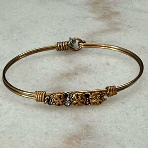 Seashell bangle bracelet